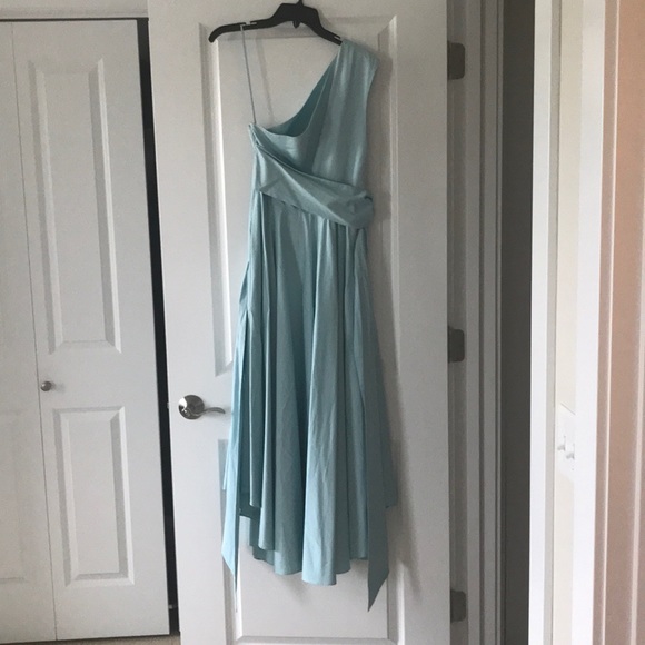 Gorgeous One shoulder wrap dress - Picture 5 of 6